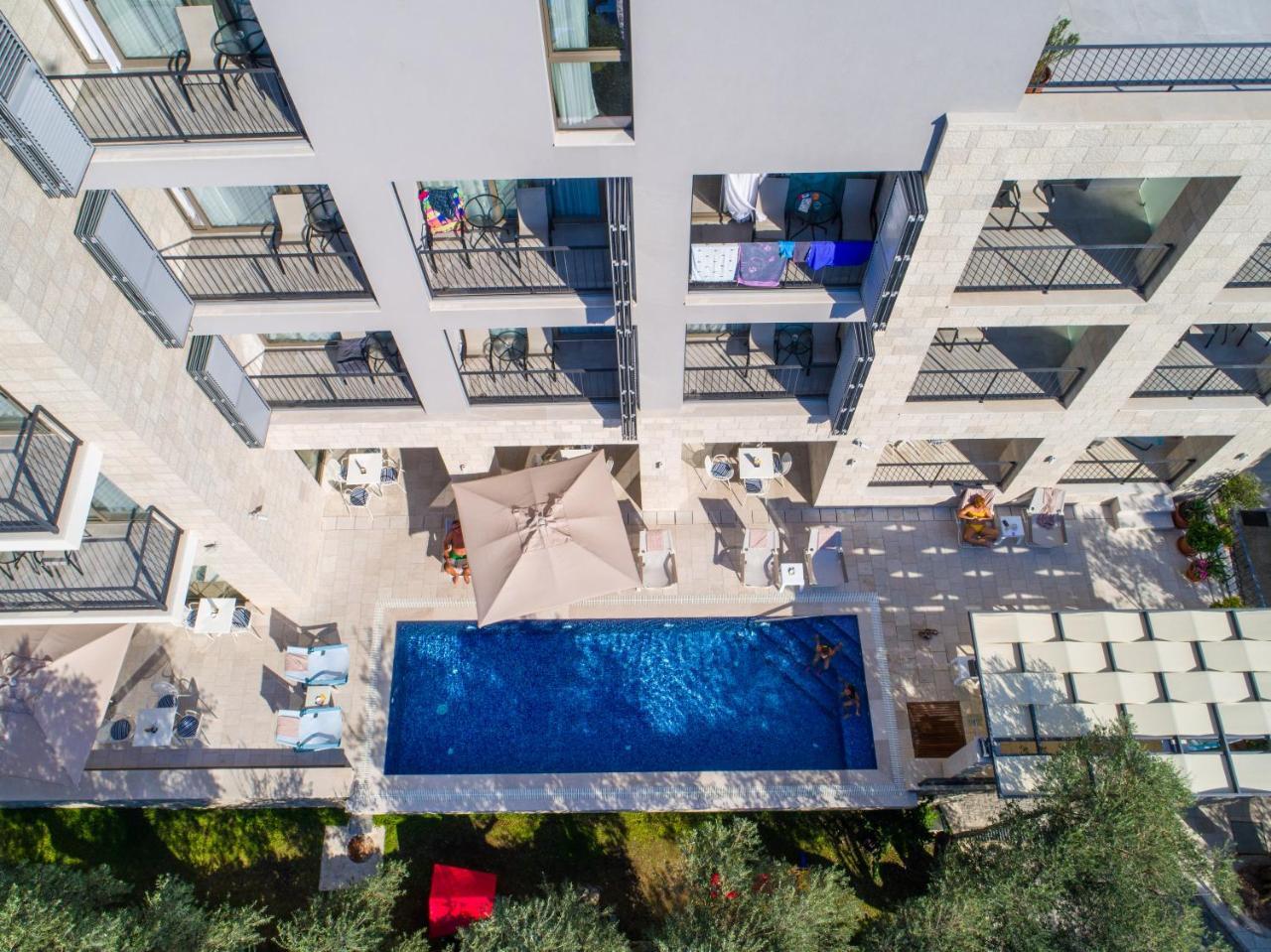 Hotel Eleven Petrovac na moru Exterior foto